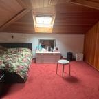 Schlafzimmer DG